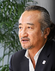 川村秀之社長