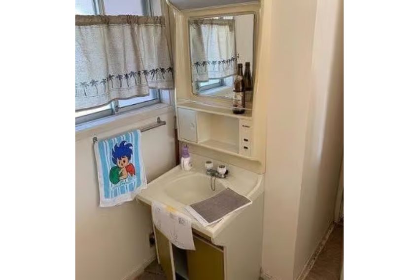 リフォーム前 洗面所