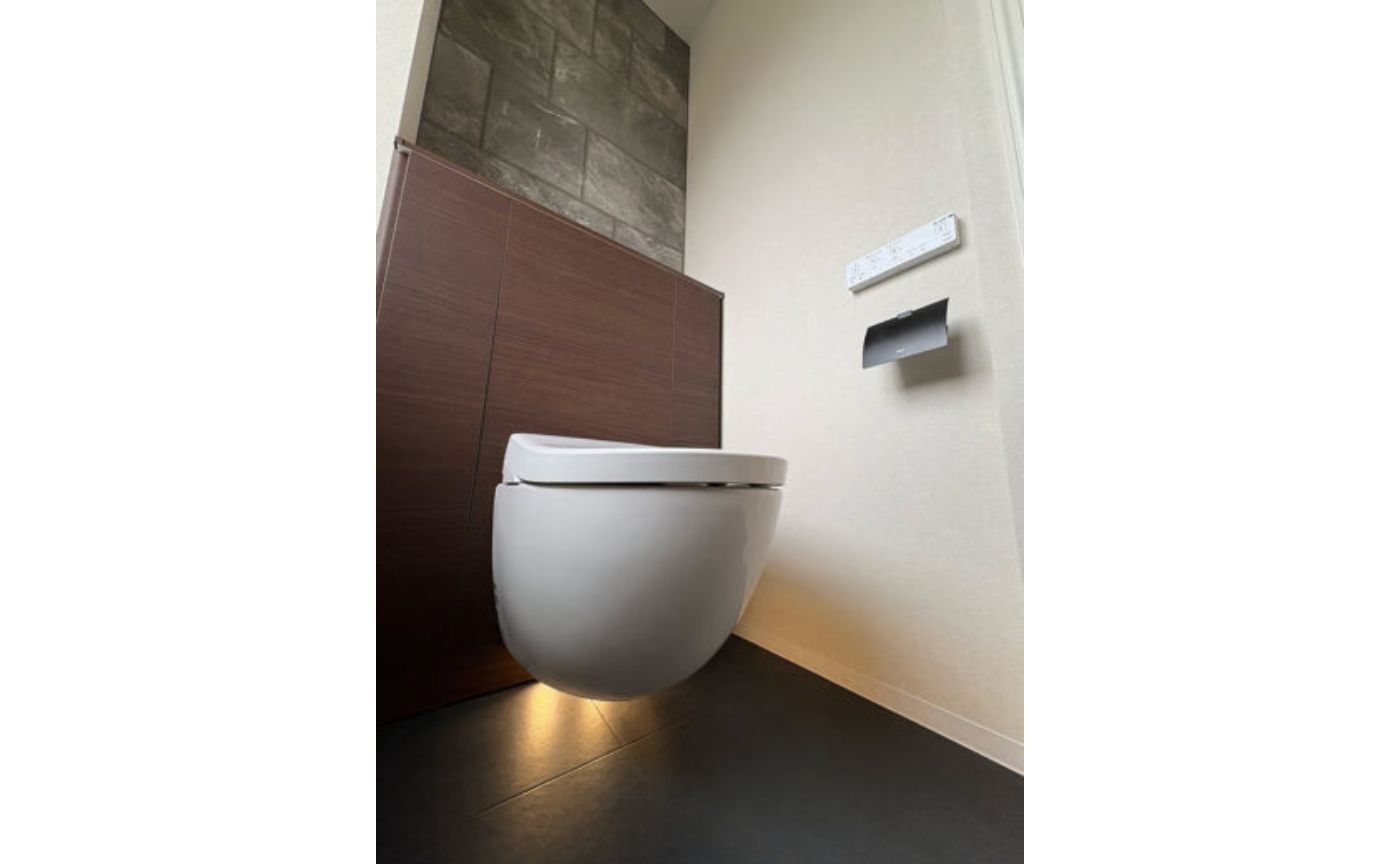 松戸市Y様邸 ホワイト基調の上質なトイレ空間